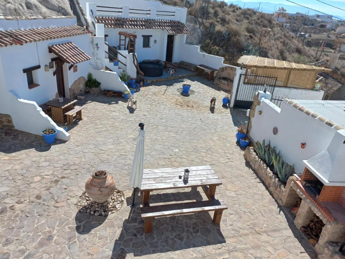 Huéscar Cuevas Barrio Las Santas מראה חיצוני תמונה