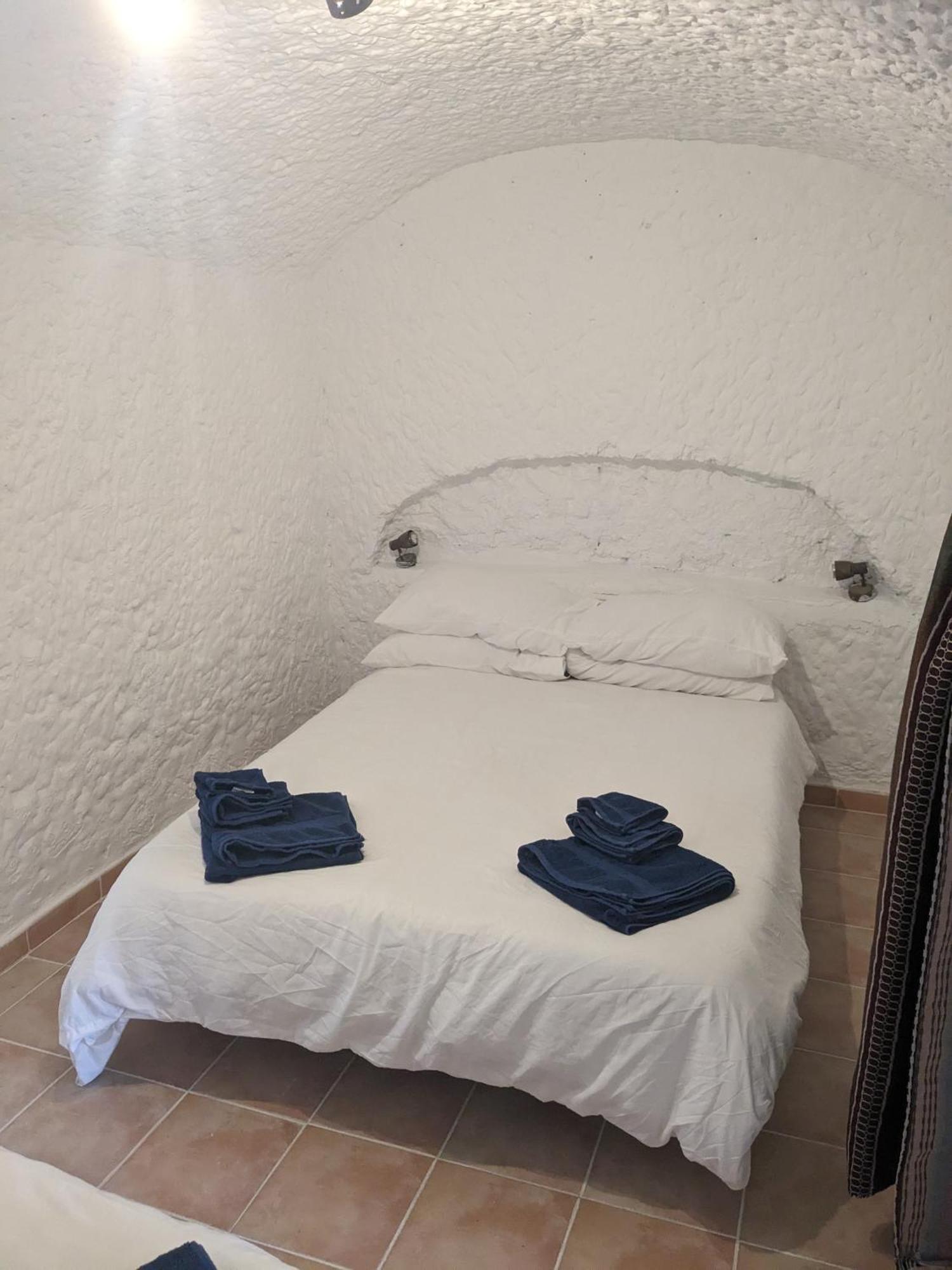 Huéscar Cuevas Barrio Las Santas מראה חיצוני תמונה